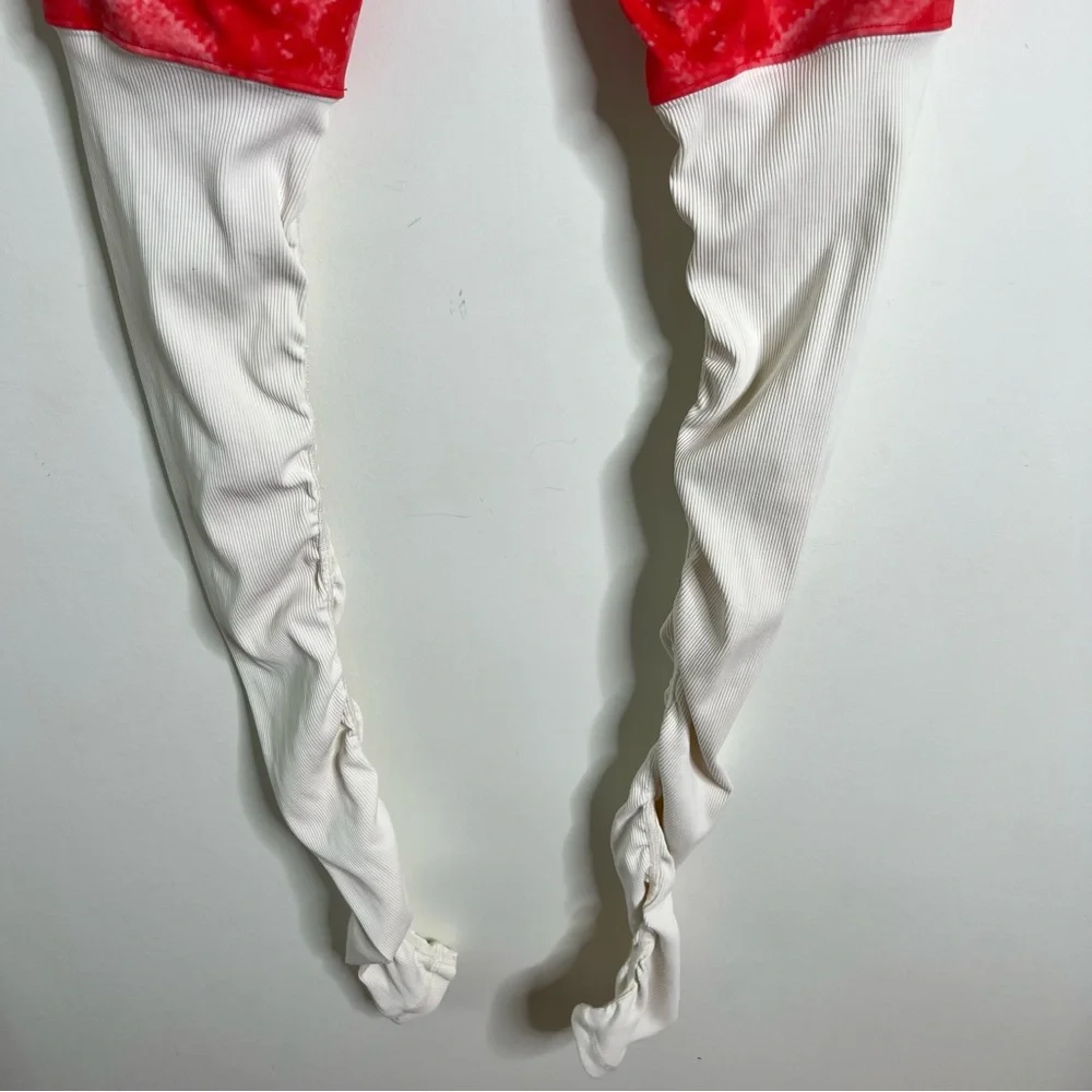 Alo Yoga Goddess Leggings Coral Off White Color Size Small